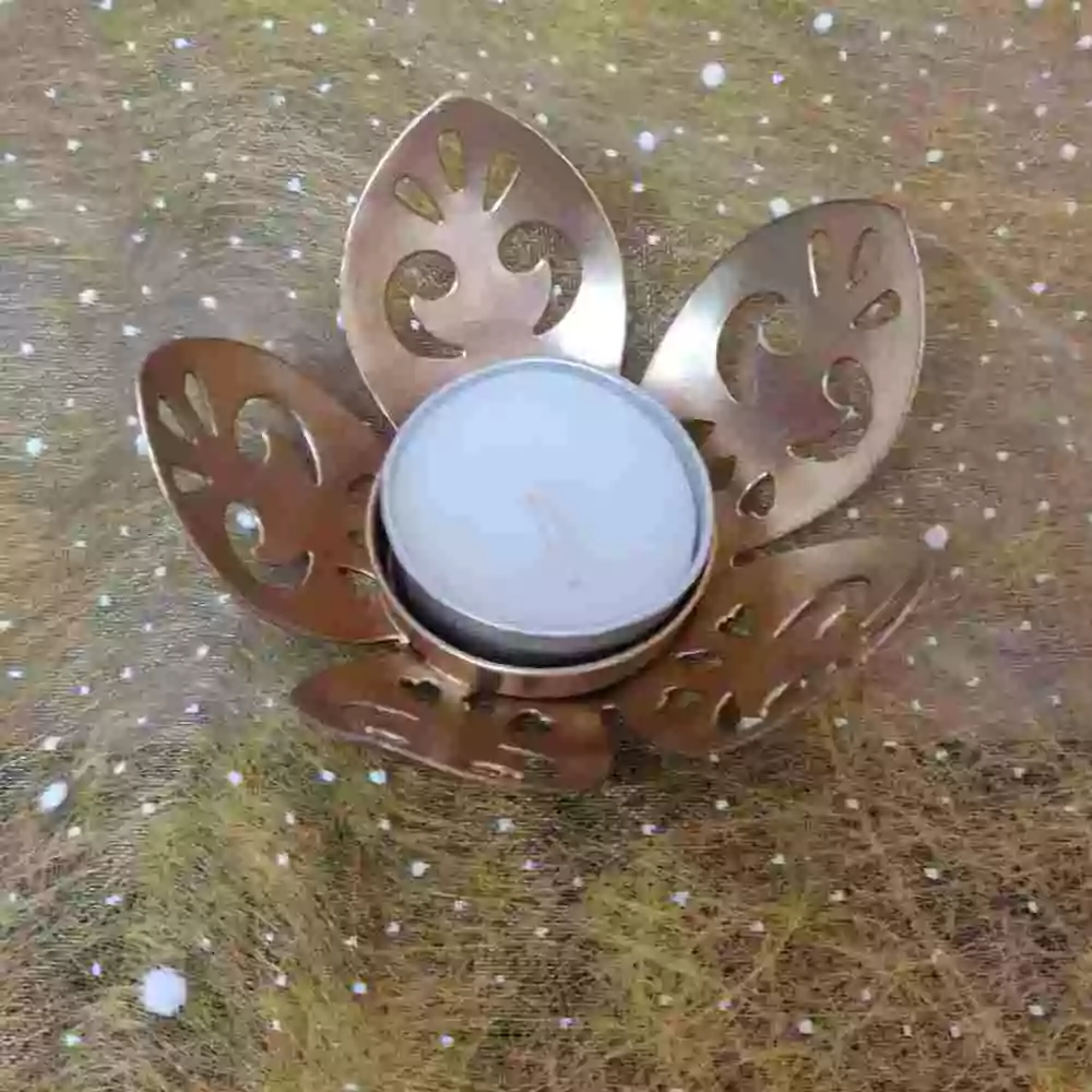 Premium flower metal tea light candle holder online
